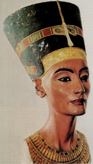 Nefrititi portrait Egyptian sculpture